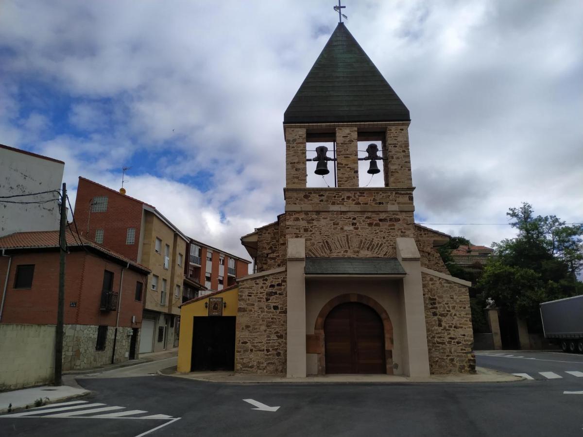 Edificio Valles Del Lupulo Асторга Экстерьер фото